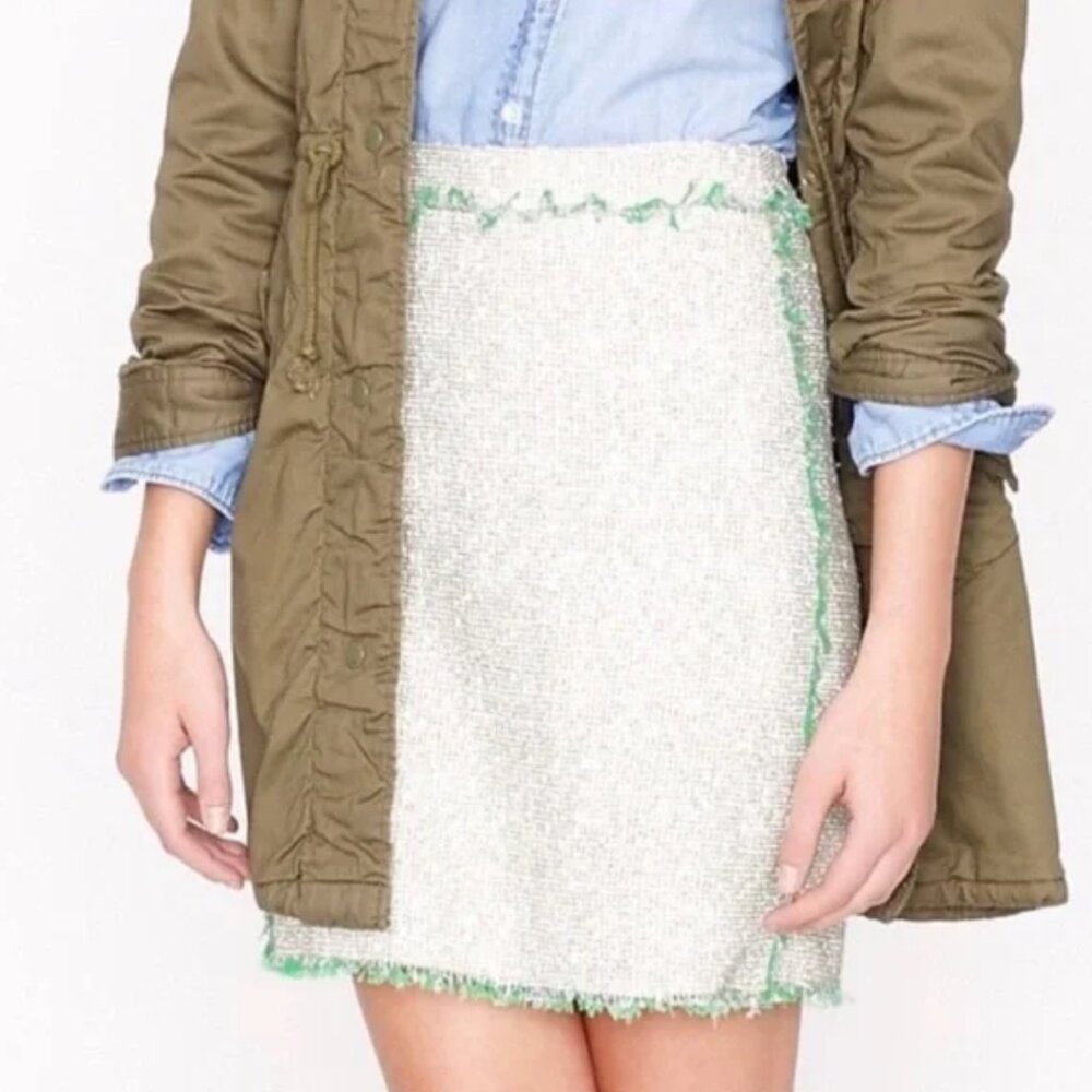 J. Crew Tweed Fringe Mini Skirt Green Pink White Glimmer Size 10 Preppy